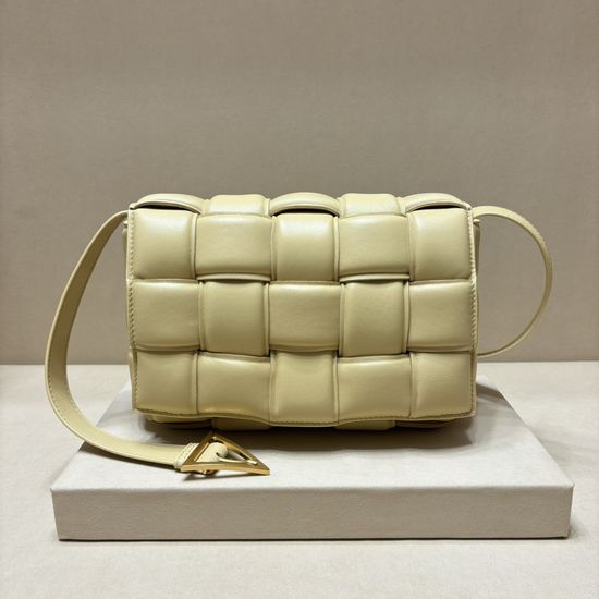 Bottega Veneta Maxi Weave Crossbody Bag 591970