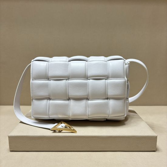 Bottega Veneta Maxi Weave Crossbody Bag 591970