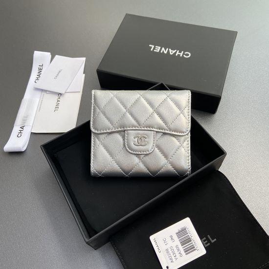 Chanel Lambskin Silver Hardware Wallet 82288