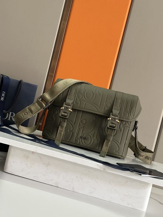 Christian Dior Hit the Road Messenger Bag 1ESPO333