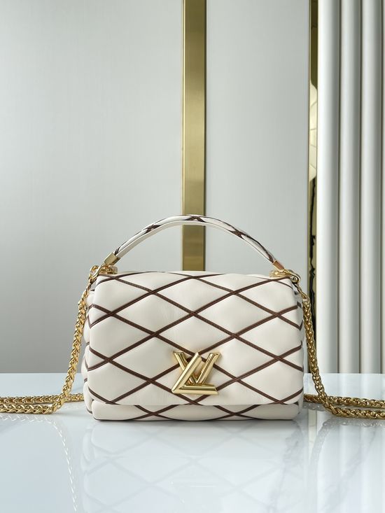 Louis Vuitton TWIST Leather Chain Crossbody Bag M25060