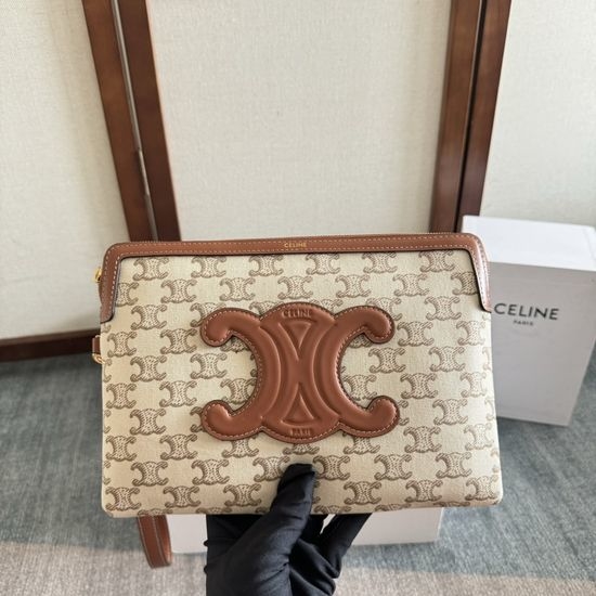 Celine Zippered Clutch Bag With Wrist Strap 107502