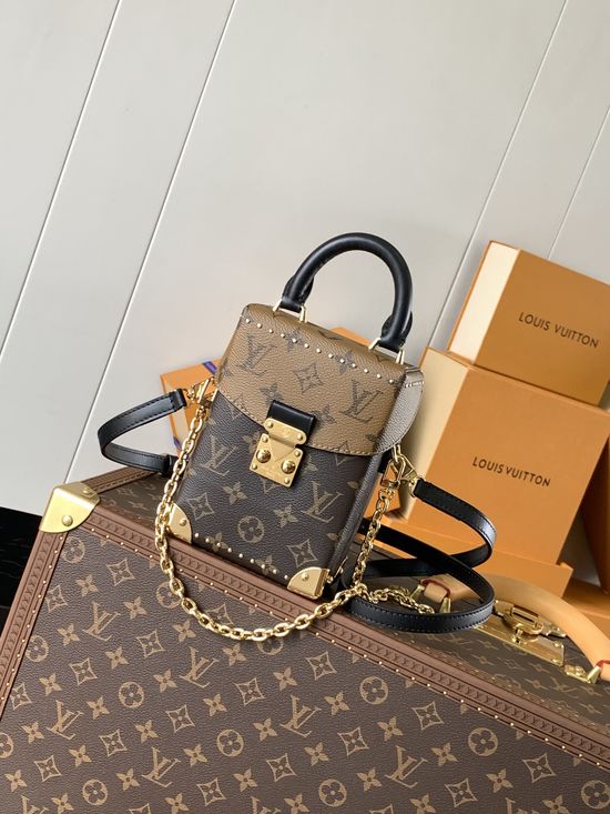 Louis Vuitton Camera Box Handbag M82465