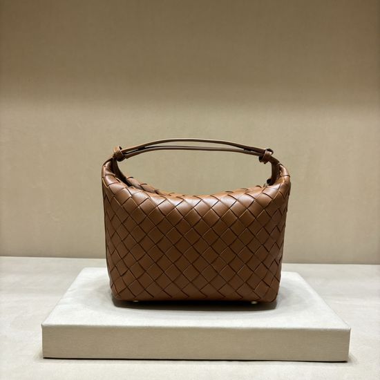 Bottega Veneta Intrecciato Lambskin Lunch Box Bag 3002