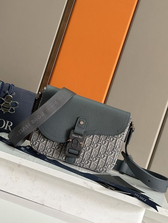 Christian Dior Saddle Messenger Bag 93362