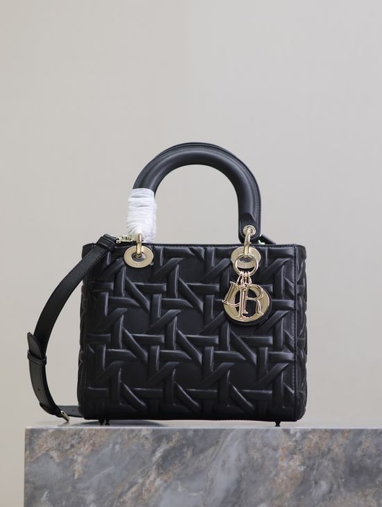 Christian Dior Lady Christian Dior Quilted Leather Handbag 0565