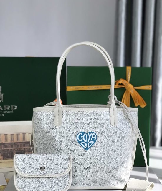 Goyard Anjou Mini Limited Heart Tote Bag 020660