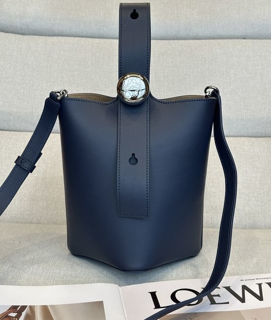 Loewe Pebble Bucket Mini Leather Bag 332s