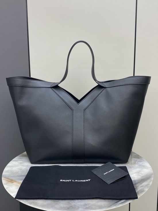 Yves Saint Laurent Tote Bag Leather Handbag 817602