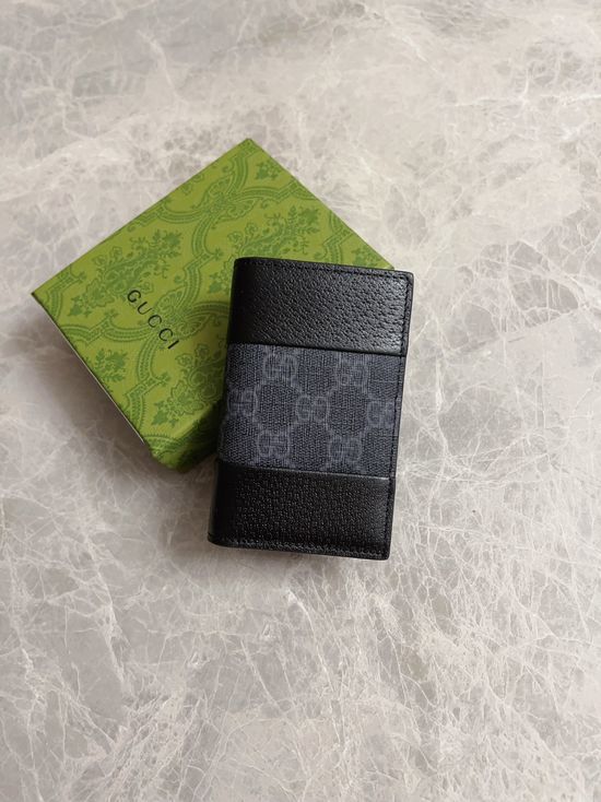 Gucci Card Holder GG Supreme 806151