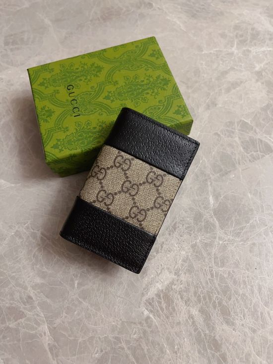 Gucci Card Holder GG Supreme 806151