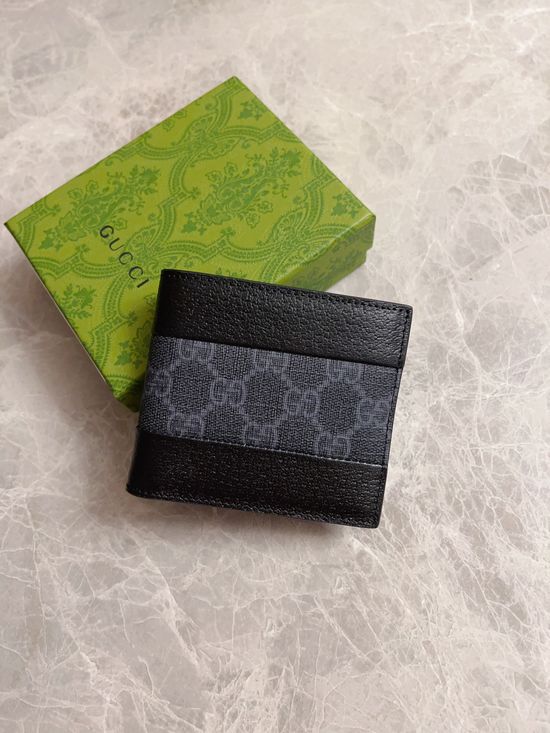 Gucci GG Supreme Leather Wallet 795480