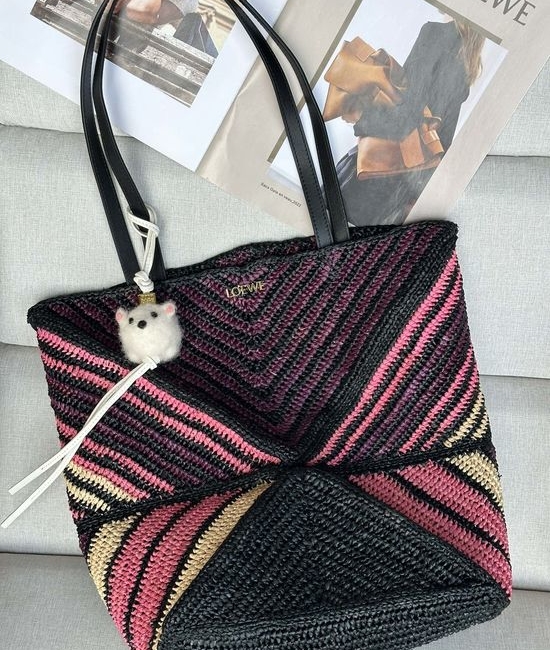 Loewe Puzzle Fold Handcrafted Raffia Bag 7682
