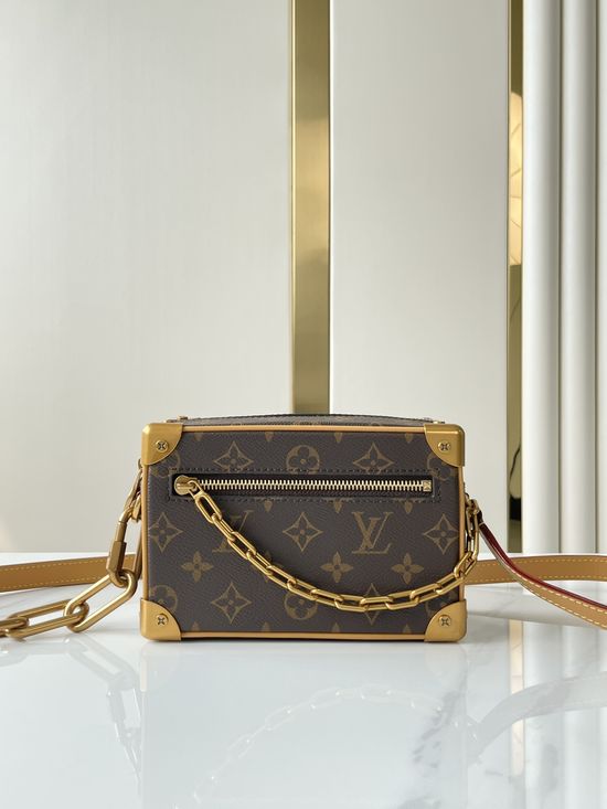 Louis Vuitton Diane Leather Baguette Bag M28054