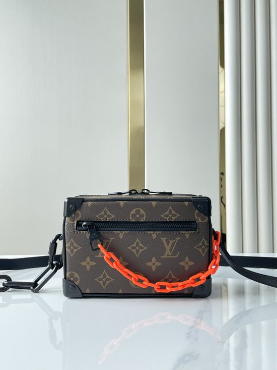 Louis Vuitton Soft Trunk Chain Crossbody Bag M44480