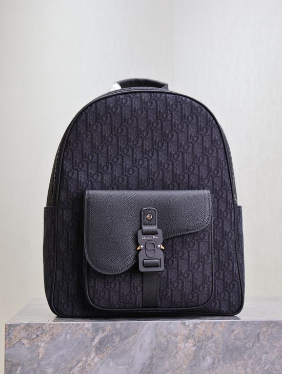 Christian Dior Saddle Zip Black Backpack 212