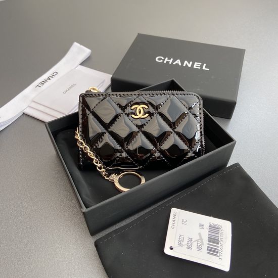 Chanel Quilted Zip Card Holder with Chain 0221