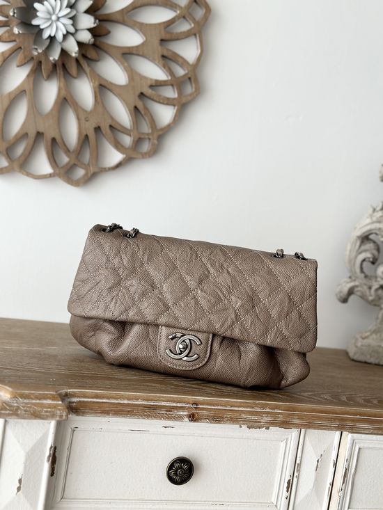 Chanel Vintage Cloud Quilted Shoulder Bag A2223
