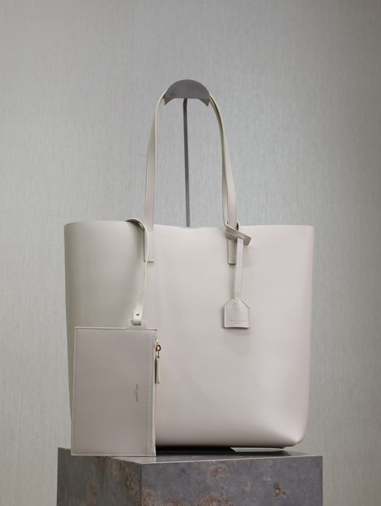 Yves Saint Laurent Shopping Tote Bag Vertical Tote 600306