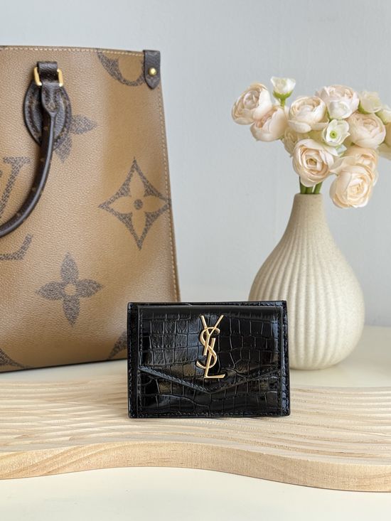 Yves Saint Laurent Card Holder Crocodile Leather 582305