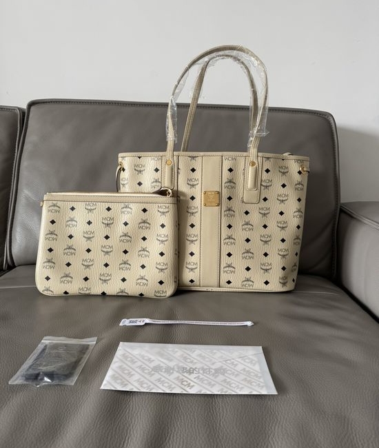 MCM Visetos Liz Reversible Tote Bag 65007