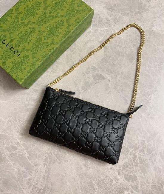 Gucci GG Supreme Chain Bag 779791