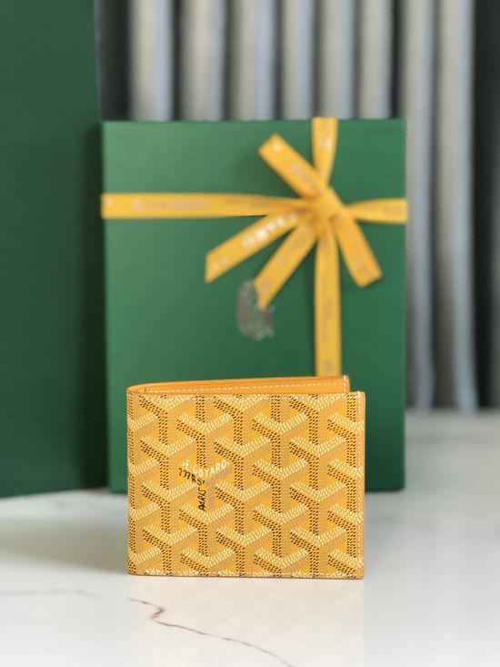 Goyard Timeless 8-Card Leather Wallet with Cash Pocket 020603