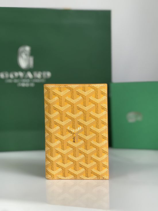 Goyard Classic Passport Holder 9915
