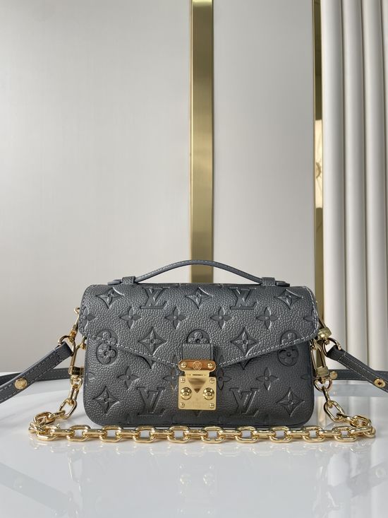 Louis Vuitton Pochette Metis Leather Crossbody Bag M11998