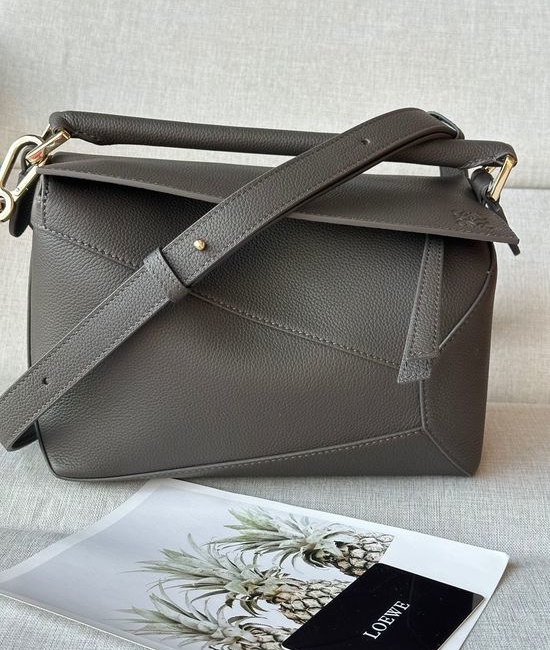 Loewe Puzzle Medium Grained Leather Handbag 3001b