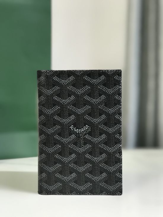 Goyard Passport Holder Calfskin Lining 020608