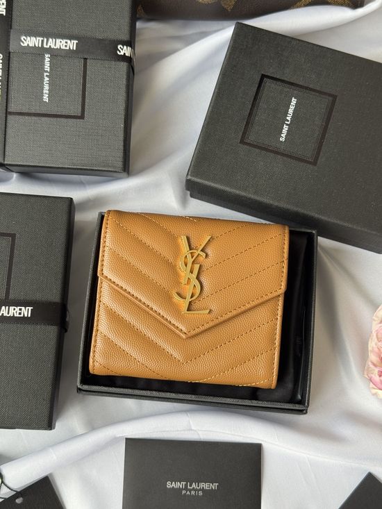 Yves Saint Laurent SLP Tri-fold Grain Leather Wallet 403943