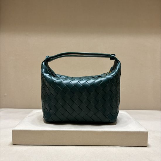 Bottega Veneta Intrecciato Lambskin Lunch Box Bag 3002