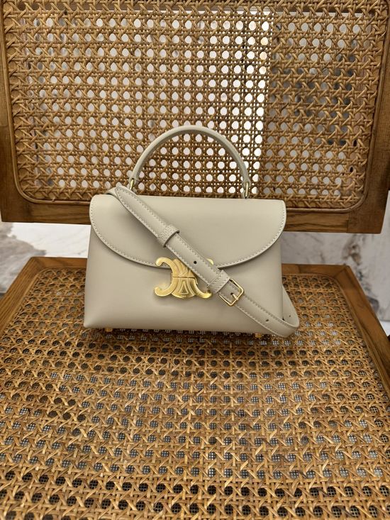 Celine Nino Teen Triomphe Handbag 118113