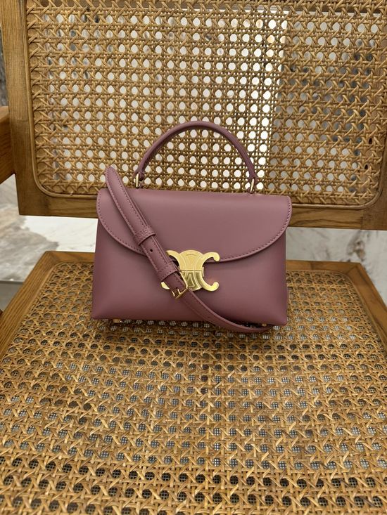 Celine Triomphe Kelly Shaped Shoulder Handbag 118113