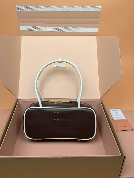 Miu Miu Beau Calfskin Two-tone Handbag 5BB173