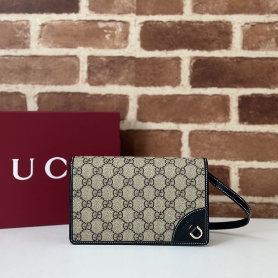 Gucci PVC Leather Tote 820688