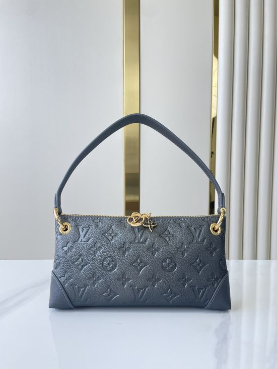 Louis Vuitton POCHETTE SEVRES Leather Shoulder Bag M12174