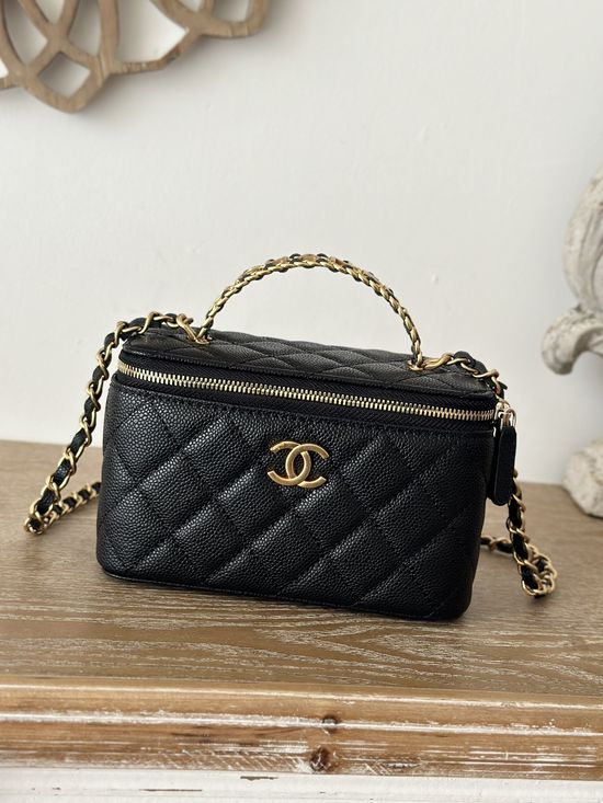 Chanel Lambskin Handle Logo Box Bag 66017