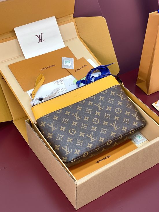 Louis Vuitton Pochette Voyage Souple Monogram Handbag Yellow 8814