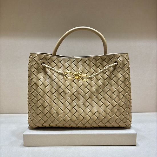 Bottega Veneta Andiamo Woven Leather Top-handle Bag 8463