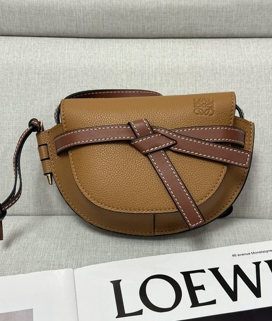 Loewe Mini Gate Saddle Caramel Bag 56T18