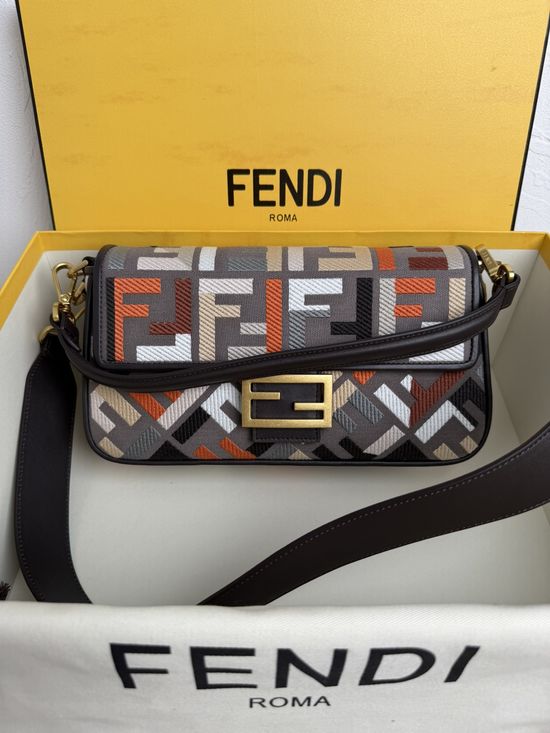 Fendi Baguette FF Logo Embroidery Medium Handbag 0159