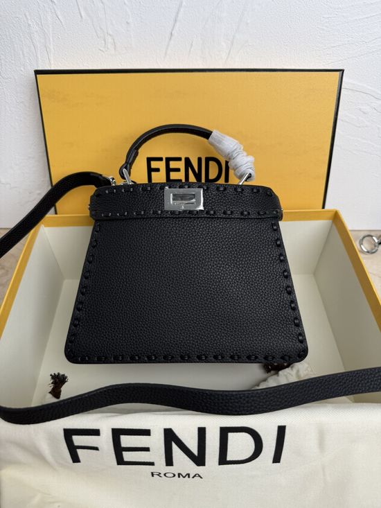 Fendi Peekaboo ISeeU Small Leather Handbag 8BN327
