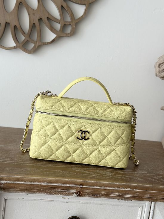 Chanel 25C Lunch Box Bag Grain Cowhide 66002