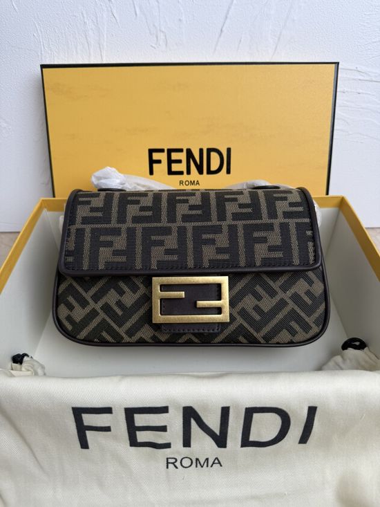 Fendi Baguette Medium Chain Shoulder Bag FF Pattern 793