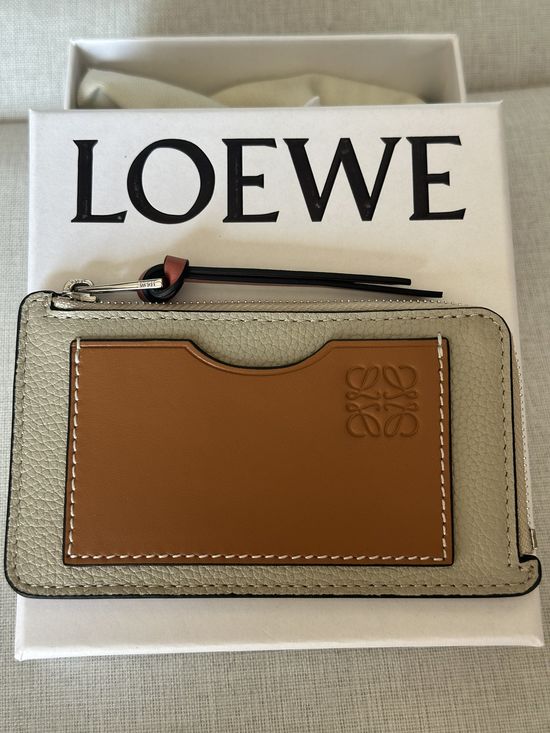Loewe Light Oat Card Holder A01