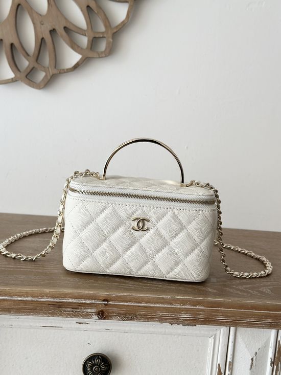 Chanel Enamel Buckle Chain Cosmetic Bag 66009