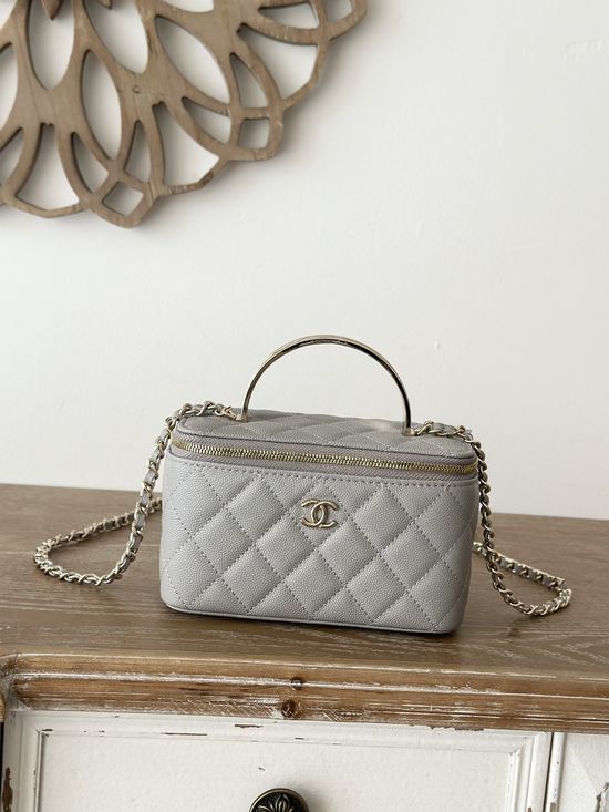 Chanel Enamel Buckle Chain Vanity Case Bag 66009
