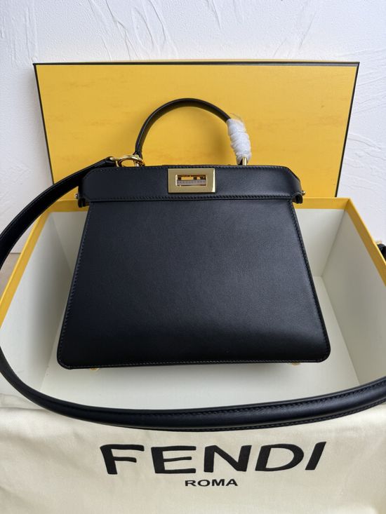 Fendi Peekaboo ISeeU Medium Leather Handbag 8019